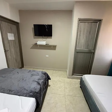 Hotel Marta 3*
